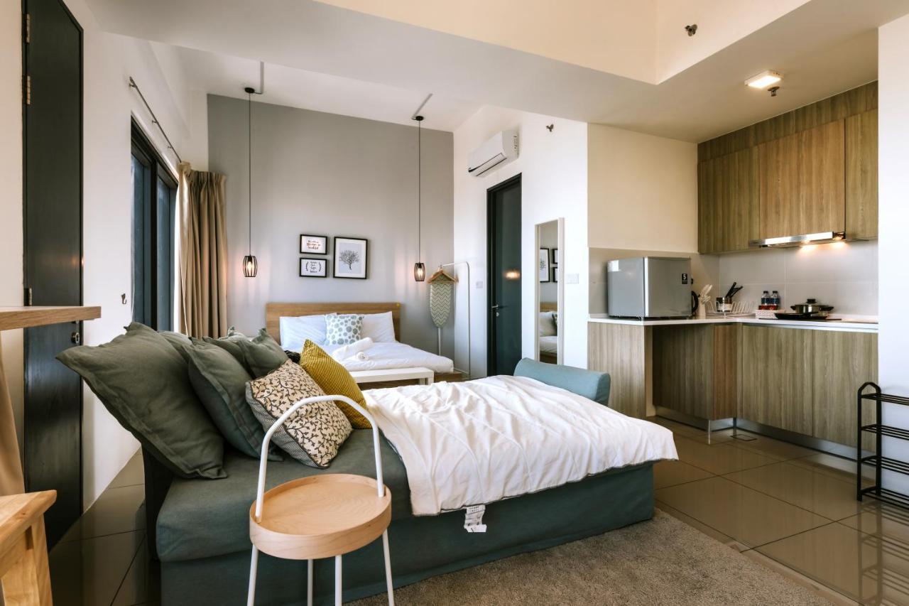 Muji Studio 2 - Seaview At 218 Tropicana Near Komtar Food Heaven With Netflix & Tv Box جورج تاون المظهر الخارجي الصورة